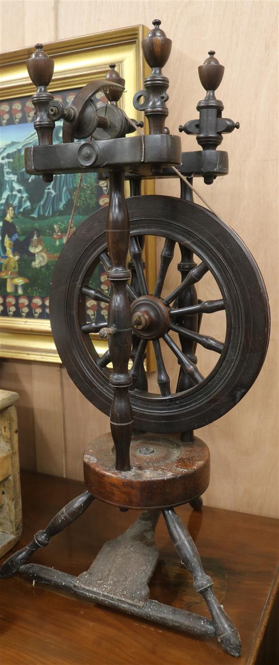 An ash and fruitwood spinning jenny, 19th century